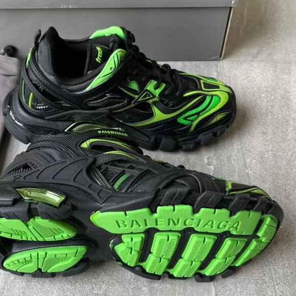 Size 12 - Balenciaga Track.2 Trainer Black Green - Picture 4 of 6